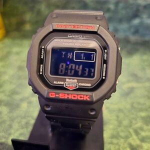 Casio G-SHOCK GW-B5600HR-1dr. Near Mint. FULL KIT! Black/Red Combi Bracelet